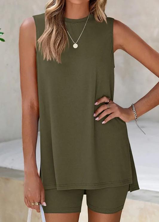 Split Tank Lounge Set