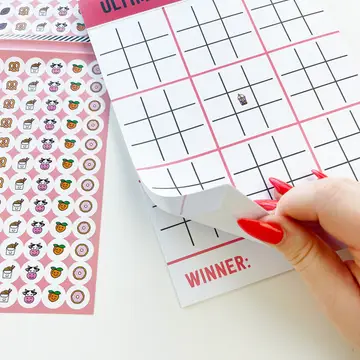 Sticker - Tic-Tac-Toe On-The-Go Pad